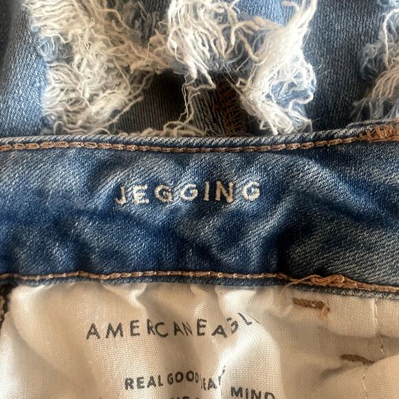 American Eagle Next Level Stretch Distressed Jegging Sz 2 Short - Picture 7 of 7
